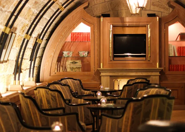 Romantik Buelow Residenz Отель