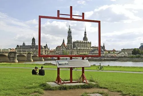 Romantik Bülow Residenz Hotel 4*