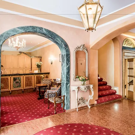 Romantik Buelow Residenz Hotell Dresden