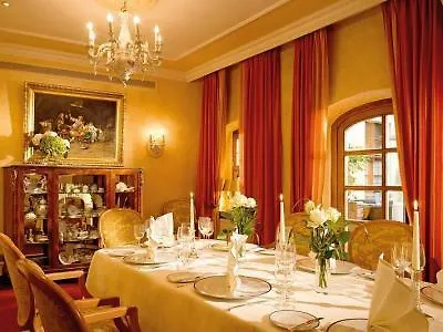 Romantik Buelow Residenz Hotell Dresden