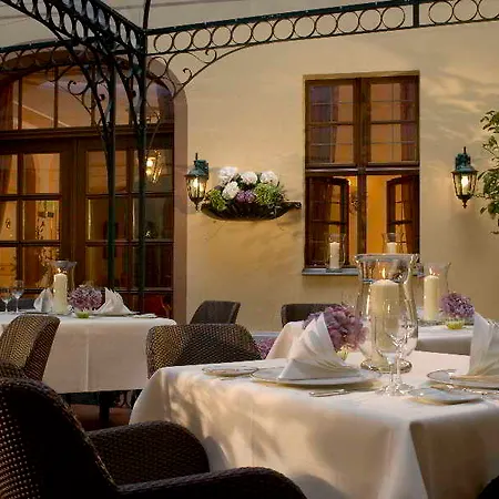 Romantik Buelow Residenz Hotel Dresden