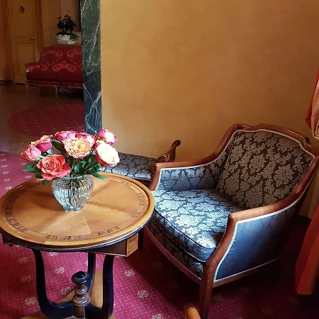 Romantik Buelow Residenz فندق