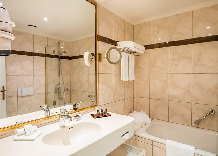 Romantik Buelow Residenz فندق دريسدن