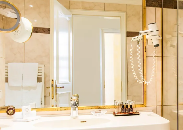 Romantik Buelow Residenz فندق دريسدن