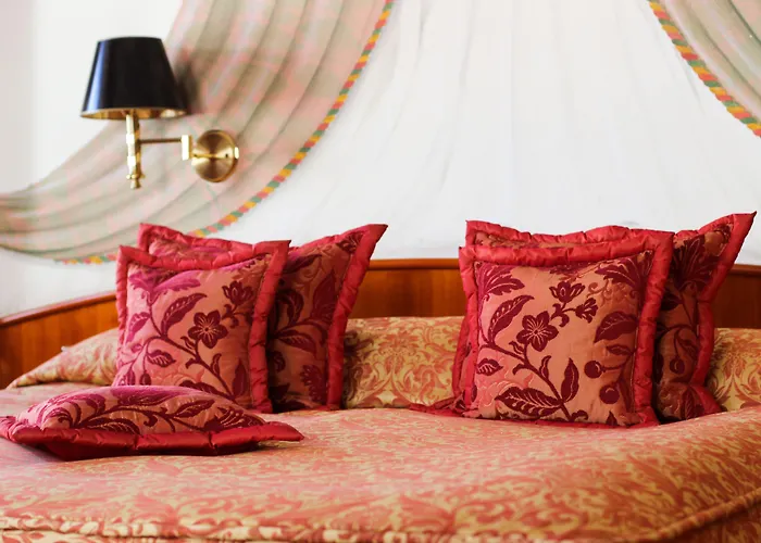 فندق Romantik Buelow Residenz 4*